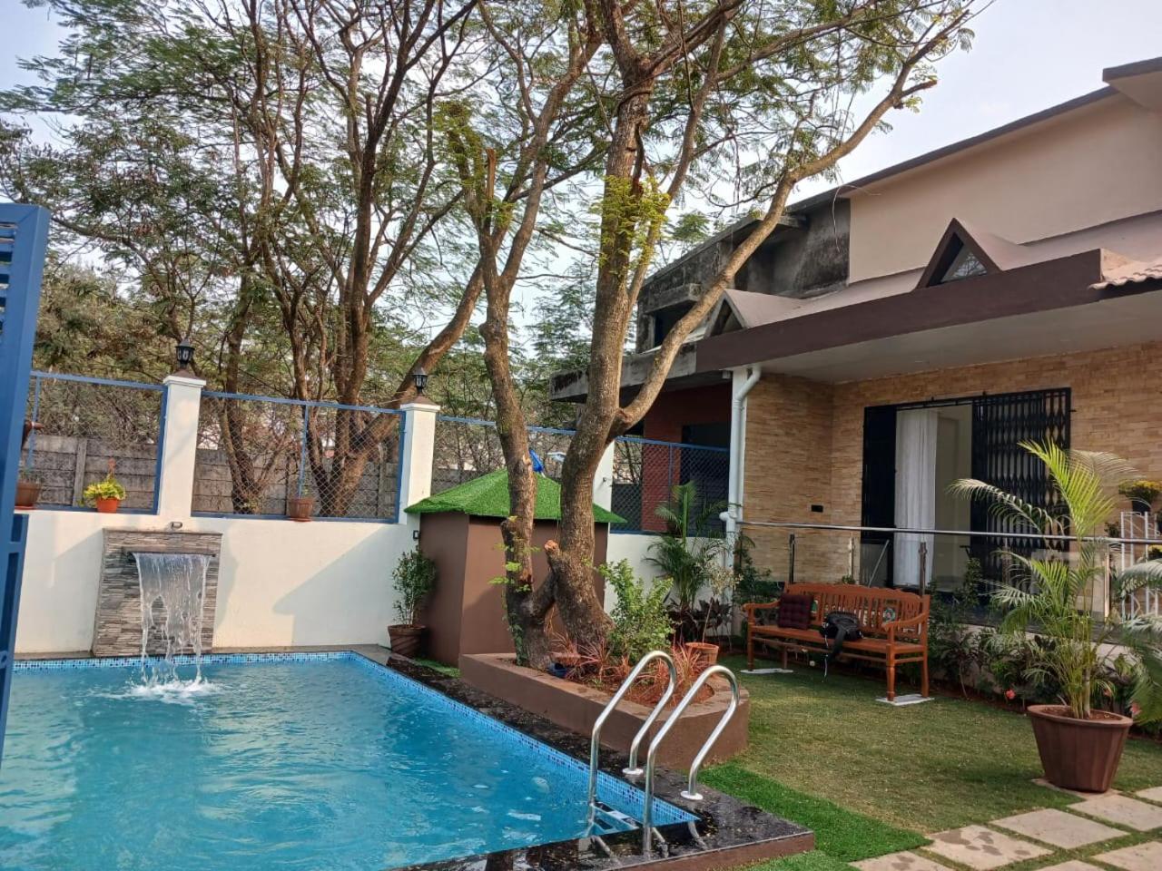 Lavish Villa - 3 Bhk Pool With Lawn Lonavala Ngoại thất bức ảnh
